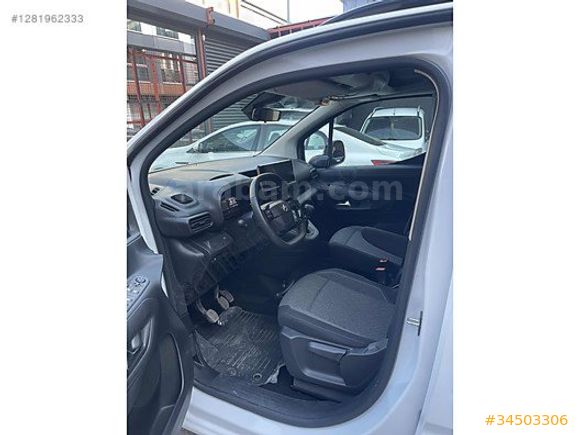 2024 OPEL COMBO LIFE EDITION YENİ KASA 15 BİNDE HATASIZ 130hp
