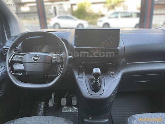 2024 OPEL COMBO LIFE EDITION YENİ KASA 15 BİNDE HATASIZ 130hp