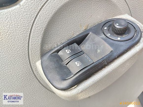 KASTAMONU OTOMOTİV'DEN 2004 RENAULT MASTER 10.8 MKÜP PANELVAN