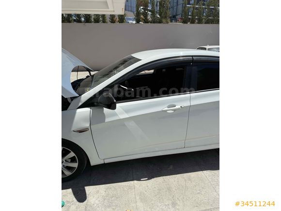 Sahibinden Hyundai Accent Blue 1.6 CRDI Mode Plus 2013 Model 