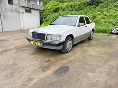 UĞUR OTO GALERİ'DEN 1985 MODEL MERCEDES BENZ 190 OTOMOTİK VİTES RİZE/PAZAR