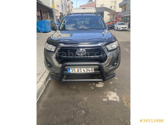 Sahibinden Toyota Hilux 2.4 D-4D 4x2 Adventure 2022 Model 
