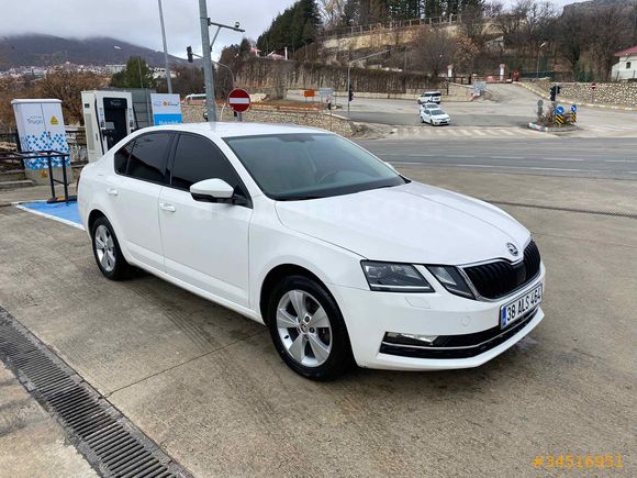 66 BİN KM Skoda Octavia 1.6 TDI Style 2018 Model 