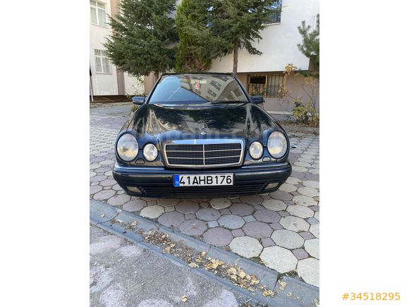 Acil Aradığım Aracı Buldum 
Sahibinden Mercedes - Benz E 200 Elegance 1998 Model 