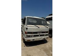 Isuzu NPR 59 kupa dolu
