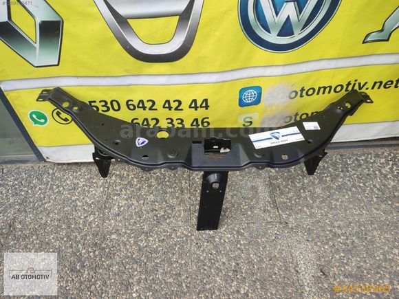 DACİA DOKKER ÖN PANEL