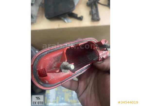 7700306721 kangoo üçüncü stop lambası