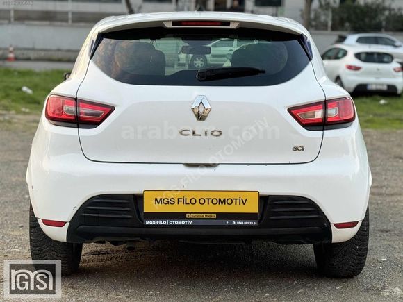 MAKYAJLI KASA DEĞİŞENSİZ CLİO 2017 MODEL