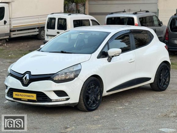 MAKYAJLI KASA DEĞİŞENSİZ CLİO 2017 MODEL