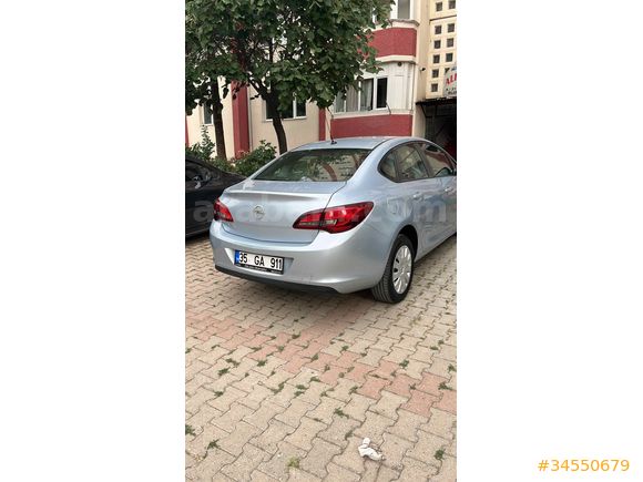 88 binde Opel Astra 1.6 Edition 2015 Model Kayseri
