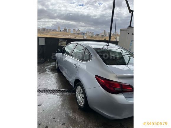 88 binde Opel Astra 1.6 Edition 2015 Model Kayseri