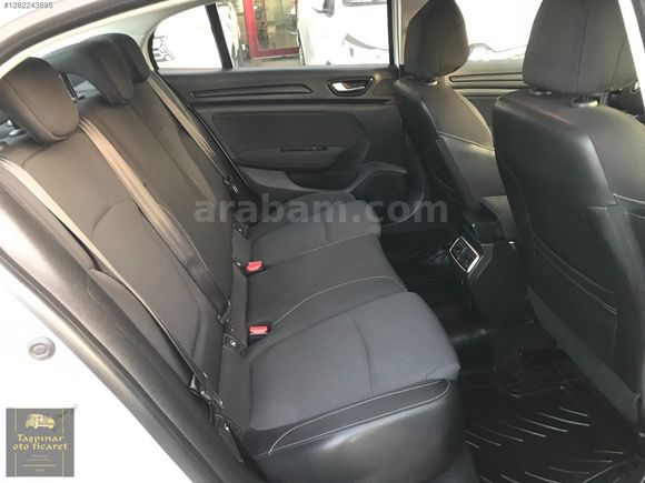 2023 1.3 140 hp Touch plus EDC OTOMATİK 7 İLERİ ORJINAL servis b