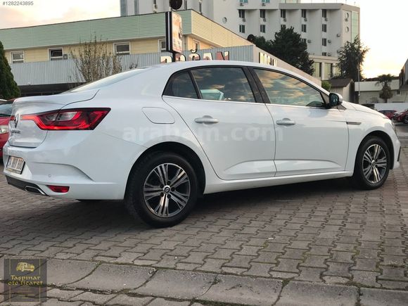 2023 1.3 140 hp Touch plus EDC OTOMATİK 7 İLERİ ORJINAL servis b