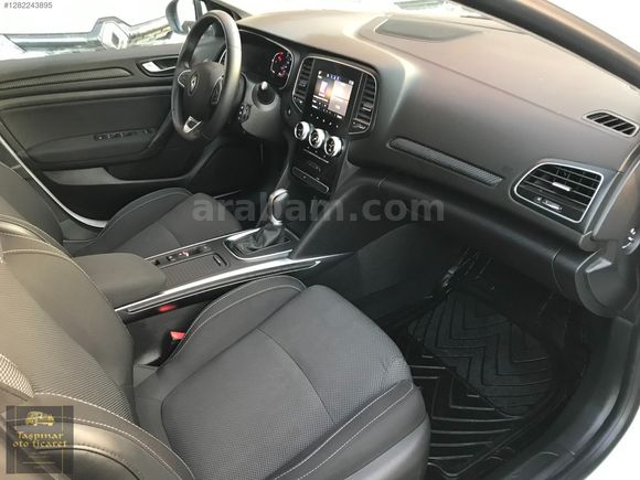2023 1.3 140 hp Touch plus EDC OTOMATİK 7 İLERİ ORJINAL servis b