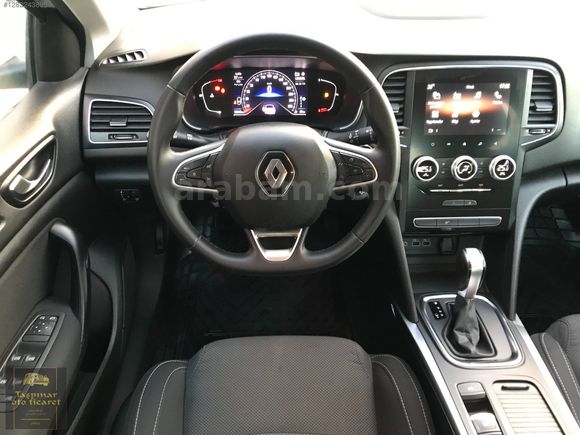 2023 1.3 140 hp Touch plus EDC OTOMATİK 7 İLERİ ORJINAL servis b