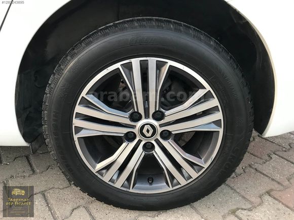2023 1.3 140 hp Touch plus EDC OTOMATİK 7 İLERİ ORJINAL servis b