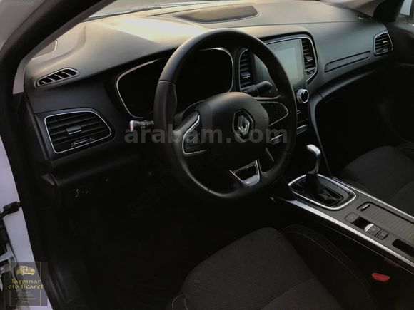 2023 1.3 140 hp Touch plus EDC OTOMATİK 7 İLERİ ORJINAL servis b