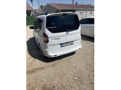 Sahibinden Ford Tourneo Courier 1.6 TDCi Titanium 2015 Model  202.000 km Beyaz
