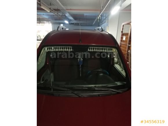 Sahibinden Renault Kangoo Multix 1.5 dCi Authentique 2008 Model orijinal lastikler 4 Mevsim 1 ay oldu vize yapilali