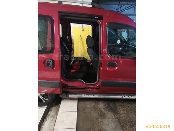 Sahibinden Renault Kangoo Multix 1.5 dCi Authentique 2008 Model orijinal lastikler 4 Mevsim 1 ay oldu vize yapilali