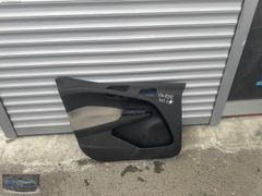 Et76-v23943 2014 2023 Courier sol ön kapı döşemesi