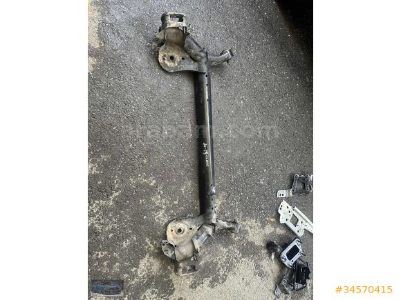 2014 2023 Courier orjinal arka dingil