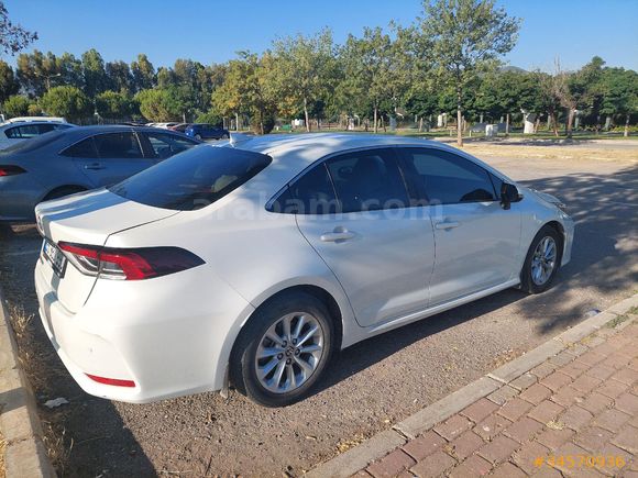 Sahibinden Toyota Corolla 1.5 Dream 2022 Model