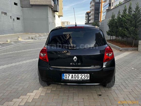 SAHİBİNDEN TEMİZ BAKIMLI CLİO 3