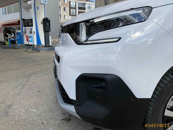 MEMURDAN 2025 CİTROEN BERLİNGO MAX XTR + ADAPTİF HIZ 