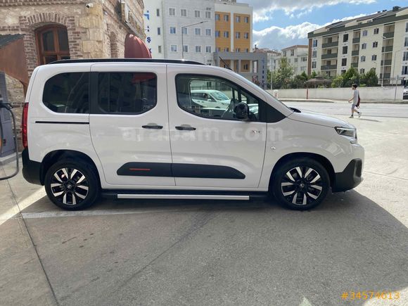 MEMURDAN 2025 CİTROEN BERLİNGO MAX XTR + ADAPTİF HIZ 