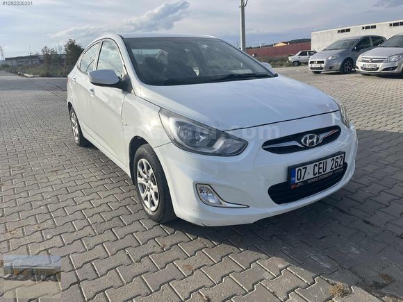 2013 ACCENT BLUE 94 BİN KMDE 100 HP LPGLİ