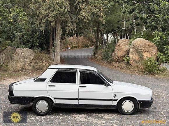 1991 model Renault Toros