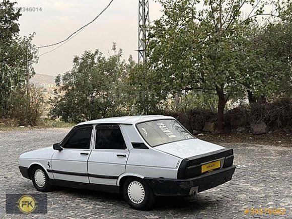 1991 model Renault Toros