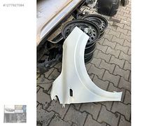 RENAULT TALİANT SAĞ ÖN ÇAMURLUK ORJİNAL ÇIKMA