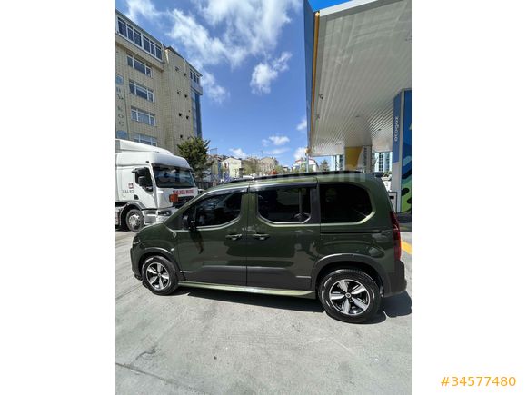 Sahibinden Peugeot Rifter 1.5 BlueHDI Allure 2024 Model 