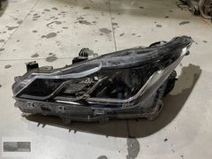 TOYOTA COROLLA SOL ÖN FAR ORJİNAL ÇIKMA