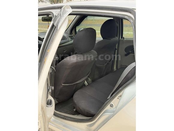 MÜKEMMEL TEMİZLİKTE 2011 MODEL YAKIT CİMRİSİ SYMBOL
