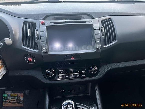 BMF MOTOR-S DAN DEĞİŞENSİZ EN DOLUSU CAM TAVANLI KİA SPORTGE