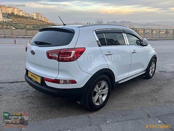 BMF MOTOR-S DAN DEĞİŞENSİZ EN DOLUSU CAM TAVANLI KİA SPORTGE
