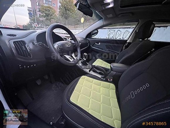 BMF MOTOR-S DAN DEĞİŞENSİZ EN DOLUSU CAM TAVANLI KİA SPORTGE