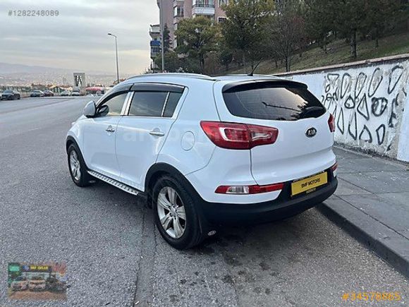 BMF MOTOR-S DAN DEĞİŞENSİZ EN DOLUSU CAM TAVANLI KİA SPORTGE