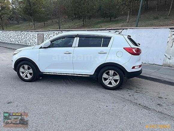 BMF MOTOR-S DAN DEĞİŞENSİZ EN DOLUSU CAM TAVANLI KİA SPORTGE