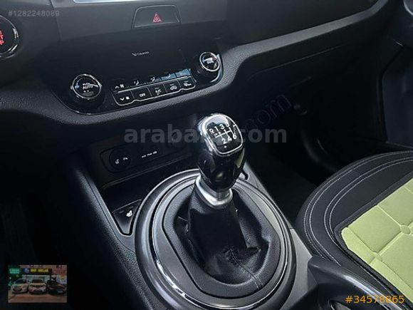 BMF MOTOR-S DAN DEĞİŞENSİZ EN DOLUSU CAM TAVANLI KİA SPORTGE