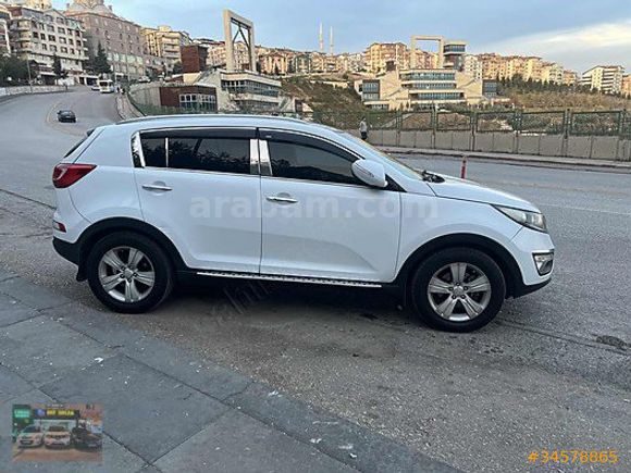 BMF MOTOR-S DAN DEĞİŞENSİZ EN DOLUSU CAM TAVANLI KİA SPORTGE