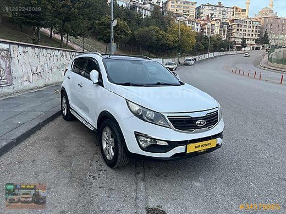 BMF MOTOR-S DAN DEĞİŞENSİZ EN DOLUSU CAM TAVANLI KİA SPORTGE