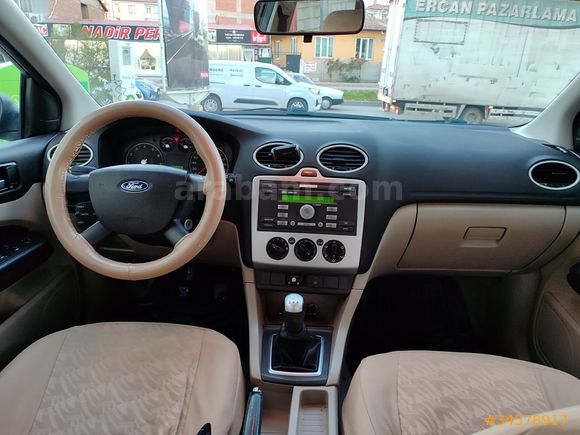 Sahibinden Ford Focus 1.6 Trend 2005 Model