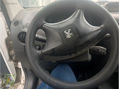 2005 Peugeot Partner kilometre saati