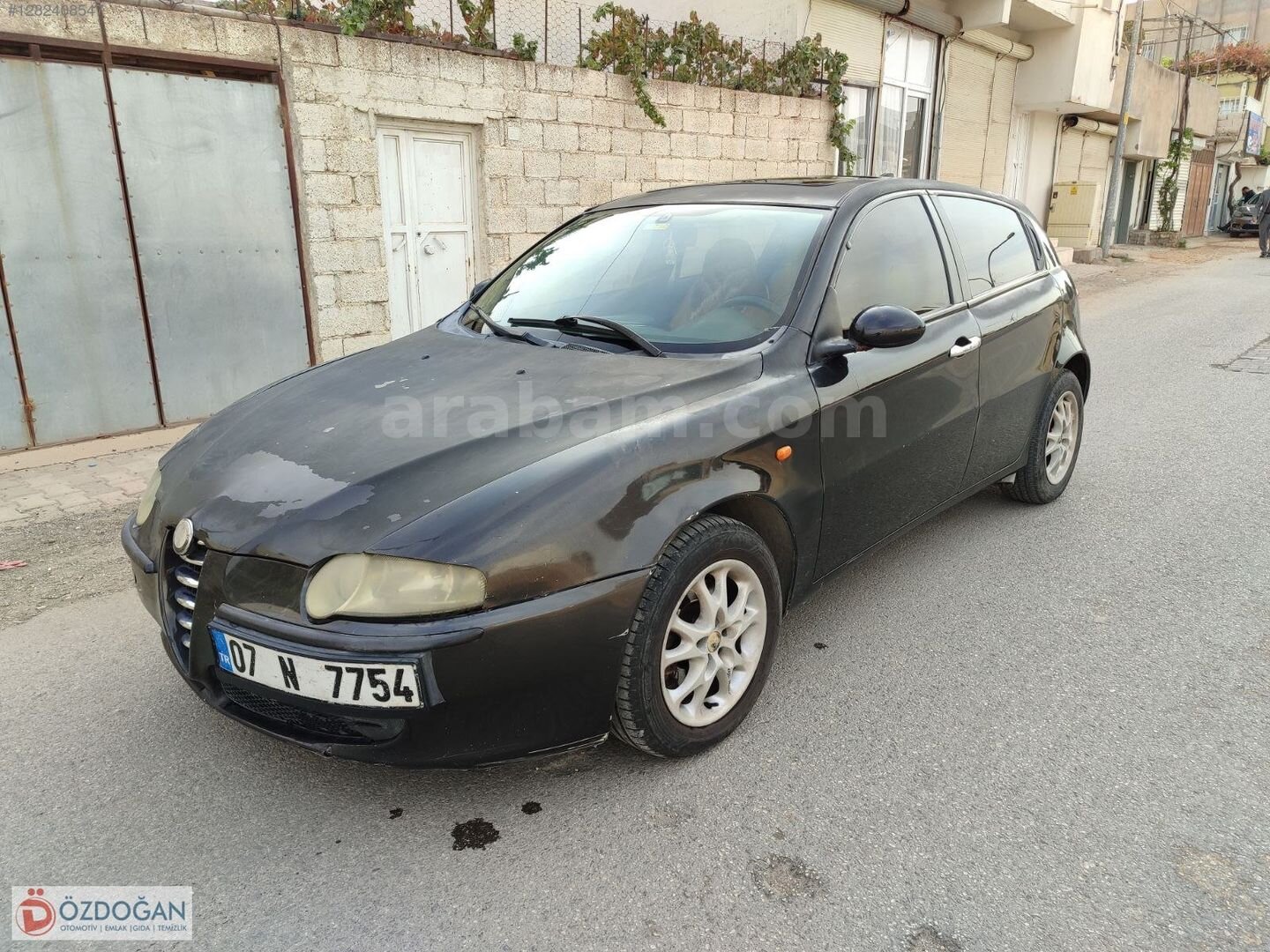 Galeriden Alfa Romeo 147 1.6 TS Distinctive 2004 Model Mardin 376.000 km Siyah 4