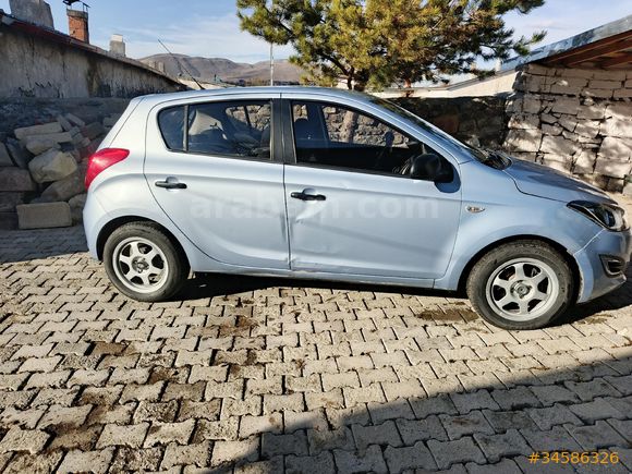 Sahibinden Hyundai i20 1.2 D-CVVT Jump 2012 Model