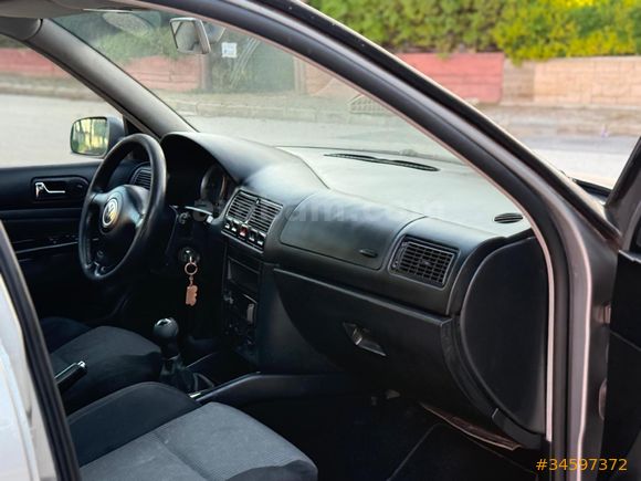 Sahibinden Volkswagen Golf 1.6 Pacific 2004 Model